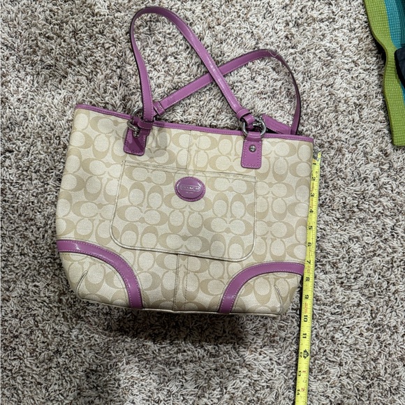 Coach purse - Picture 1 of 7